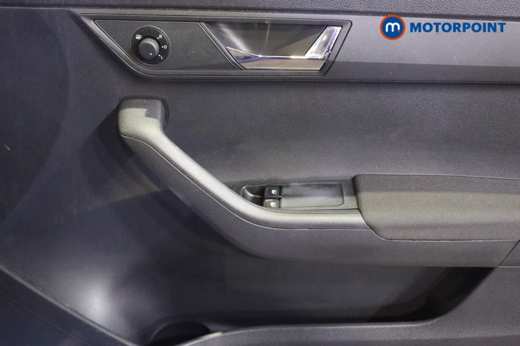 Skoda Fabia Colour Edition Manual Petrol Hatchback - Stock Number (1611491) - 13th supplementary image