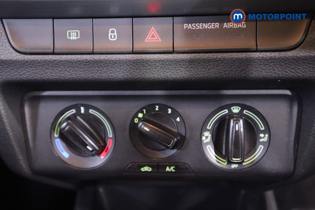 Skoda Fabia Colour Edition Manual Petrol Hatchback - Stock Number (1611491) - 22nd supplementary image