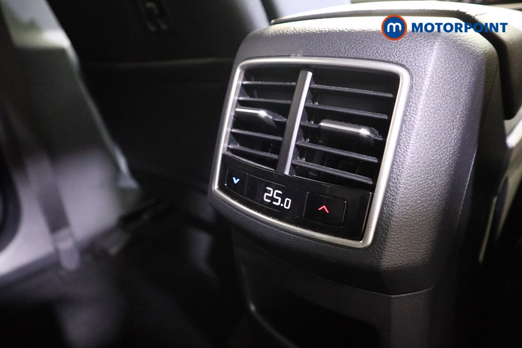 KIA Sportage 3 Automatic Petrol Plug-In Hybrid SUV - Stock Number (1611537) - 19th supplementary image