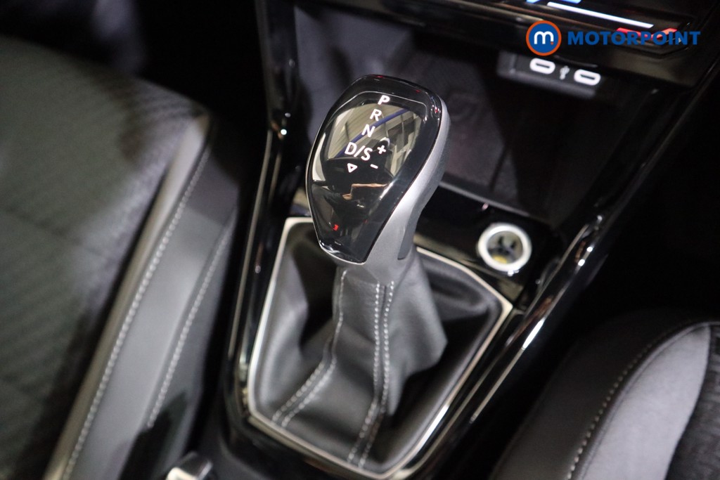 Volkswagen T-Cross R-Line Automatic Petrol SUV - Stock Number (1611619) - 9th supplementary image