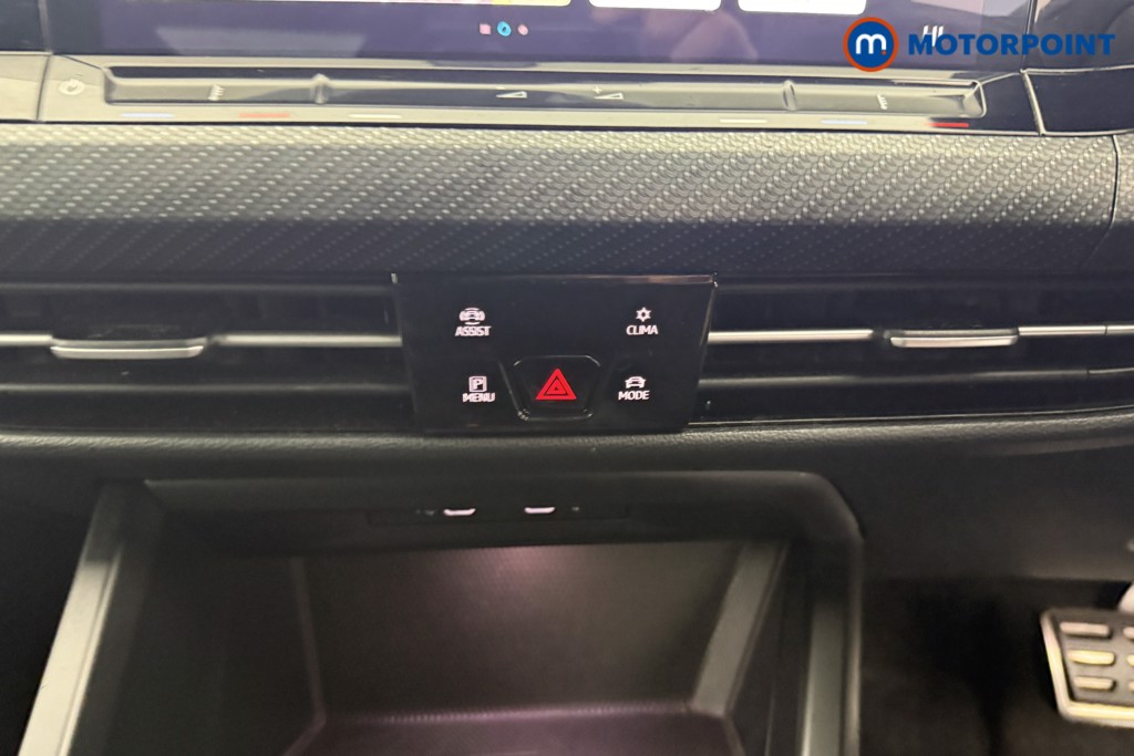 Volkswagen Golf R-Line Automatic Diesel Hatchback - Stock Number (1611624) - 12th supplementary image