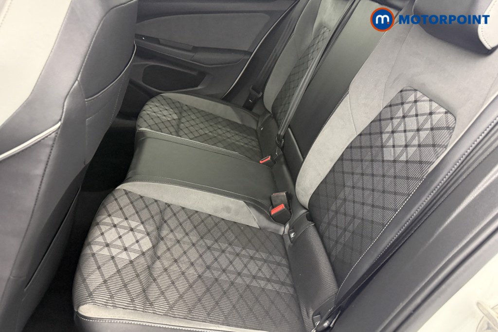 Volkswagen Golf R-Line Automatic Diesel Hatchback - Stock Number (1611624) - 23rd supplementary image