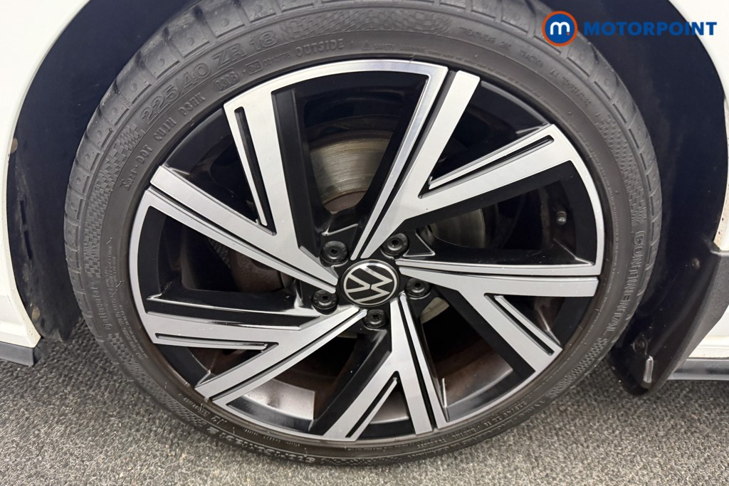 Volkswagen Golf R-Line Automatic Diesel Hatchback - Stock Number (1611624) - 29th supplementary image