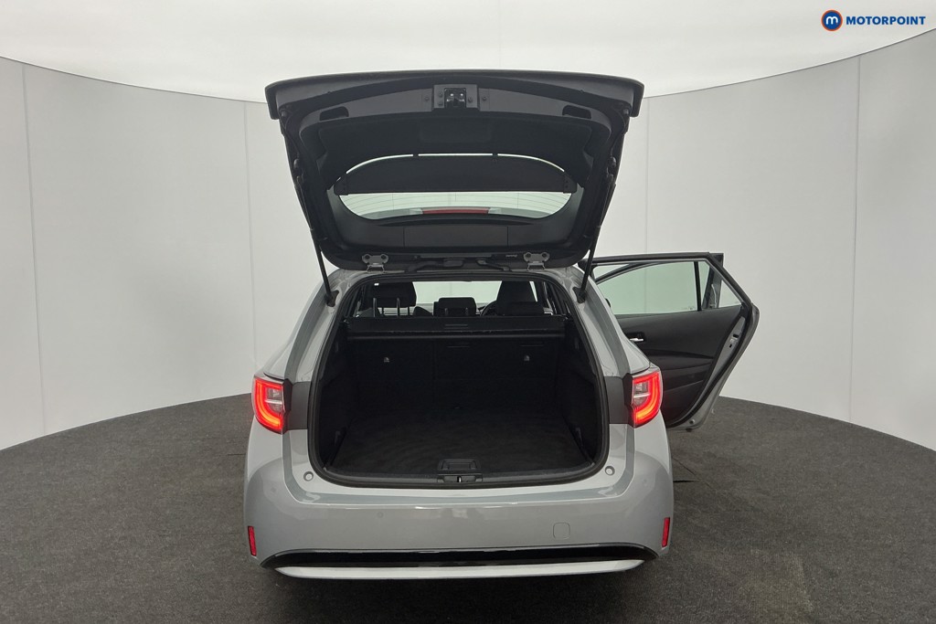 Toyota Corolla Icon Tech Automatic Petrol-Electric Hybrid Estate - Stock Number (1611636) - 4th supplementary image