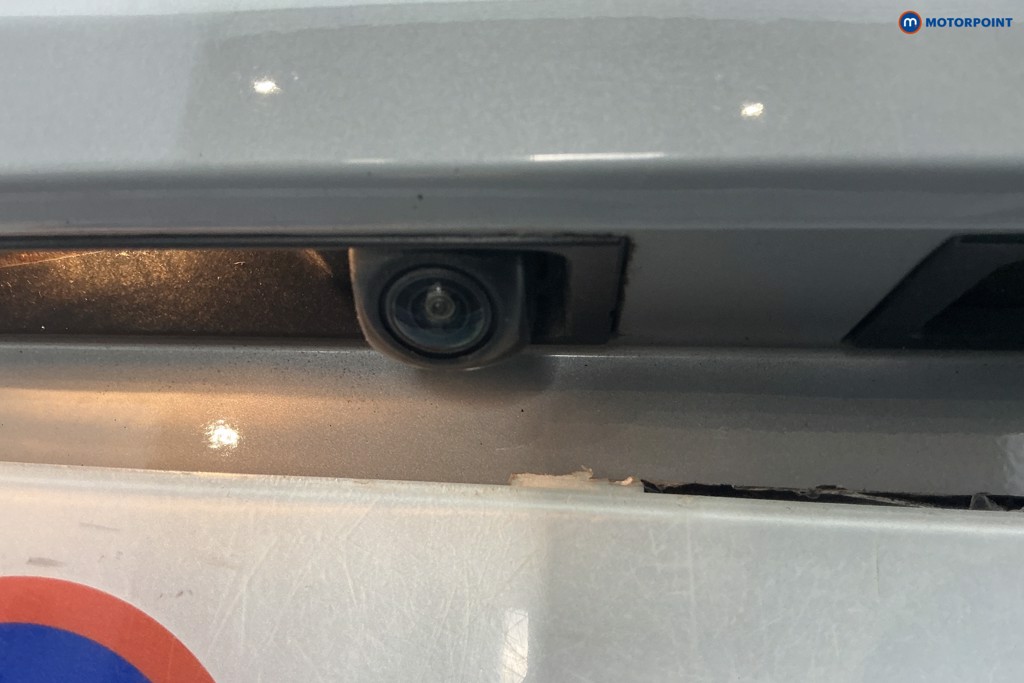 Toyota Corolla Icon Tech Automatic Petrol-Electric Hybrid Estate - Stock Number (1611636) - 5th supplementary image