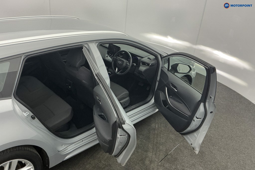 Toyota Corolla Icon Tech Automatic Petrol-Electric Hybrid Estate - Stock Number (1611636) - 6th supplementary image