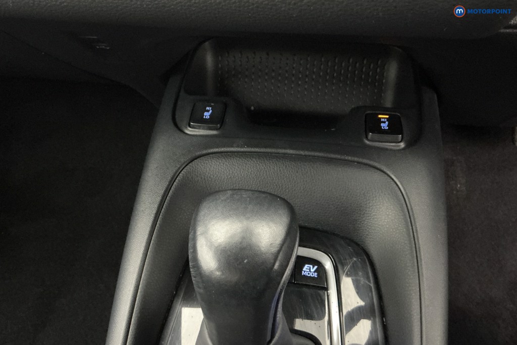 Toyota Corolla Icon Tech Automatic Petrol-Electric Hybrid Estate - Stock Number (1611636) - 22nd supplementary image