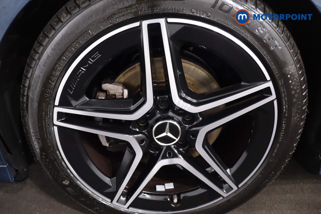 Mercedes-Benz A Class Amg Line Executive Edition Automatic Petrol Hatchback - Stock Number (1611844) - 12th supplementary image