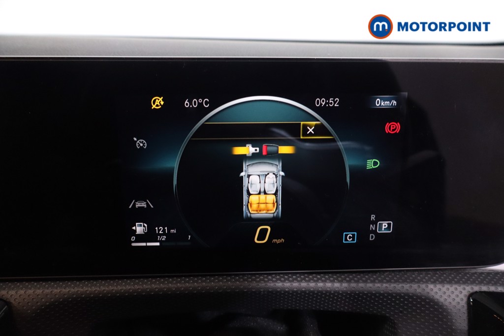 Mercedes-Benz A Class Amg Line Executive Edition Automatic Petrol Hatchback - Stock Number (1611844) - 16th supplementary image