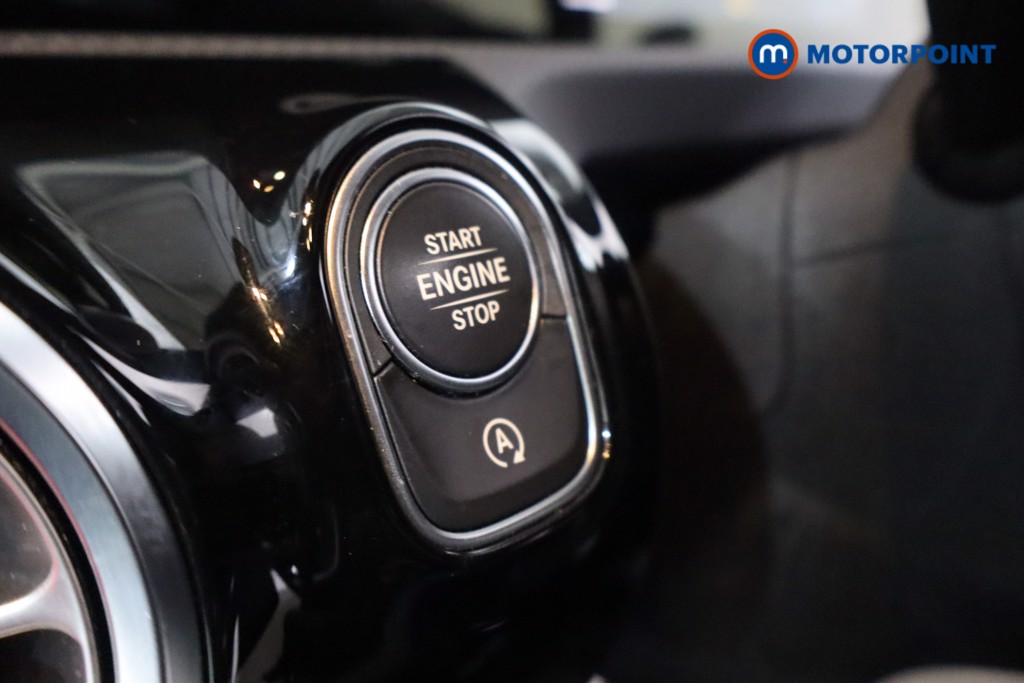 Mercedes-Benz A Class Amg Line Executive Edition Automatic Petrol Hatchback - Stock Number (1611844) - 18th supplementary image