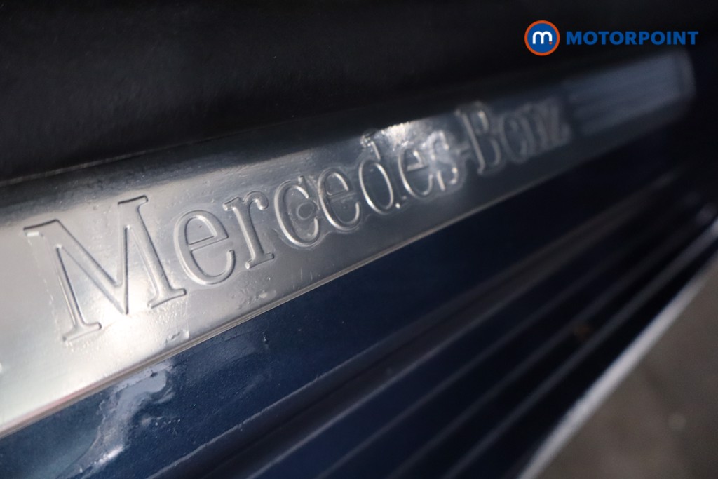 Mercedes-Benz A Class Amg Line Executive Edition Automatic Petrol Hatchback - Stock Number (1611844) - 25th supplementary image