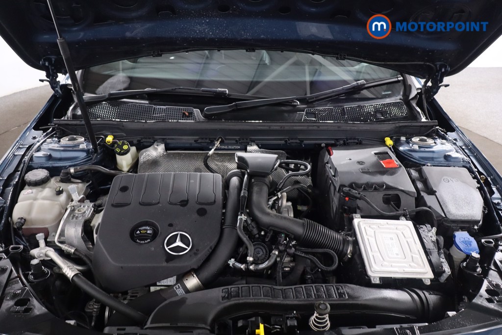 Mercedes-Benz A Class Amg Line Executive Edition Automatic Petrol Hatchback - Stock Number (1611844) - 32nd supplementary image