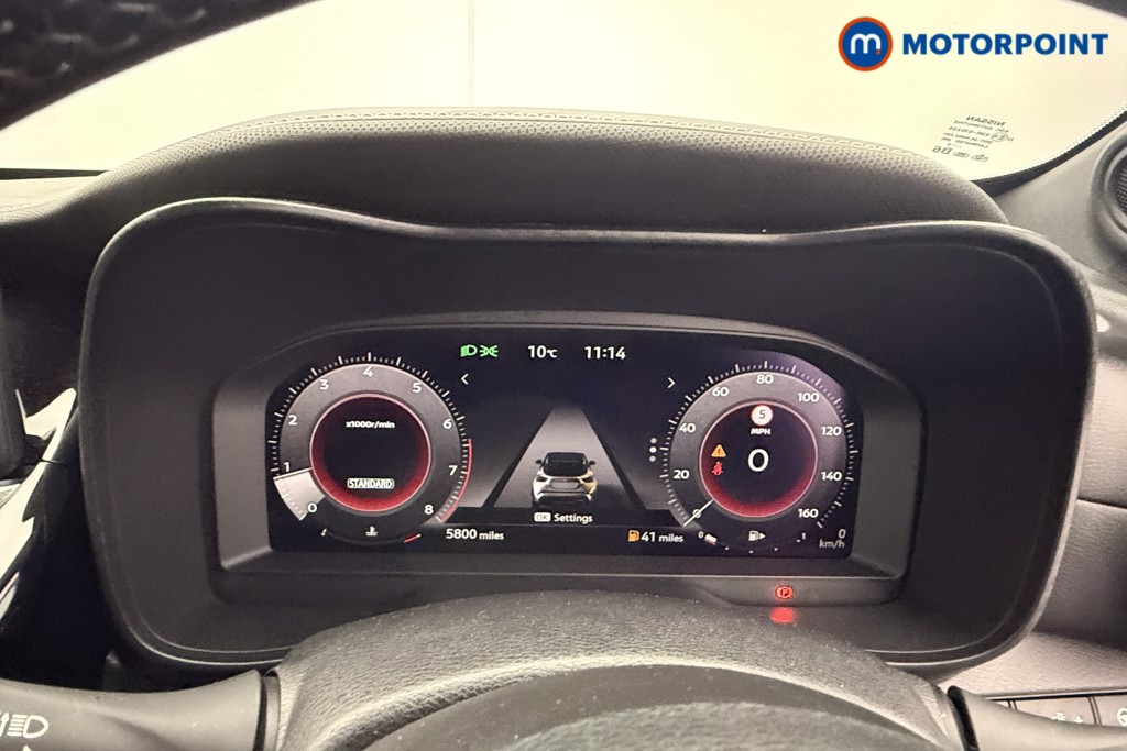 Nissan Juke Tekna Manual Petrol SUV - Stock Number (1612224) - 5th supplementary image