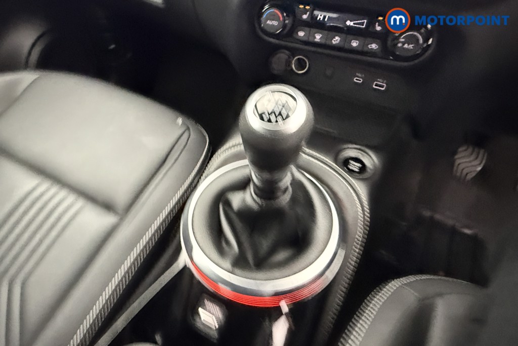 Nissan Juke Tekna Manual Petrol SUV - Stock Number (1612224) - 12th supplementary image