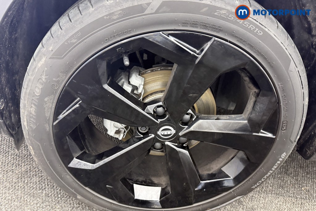 Nissan Juke Tekna Manual Petrol SUV - Stock Number (1612224) - 29th supplementary image