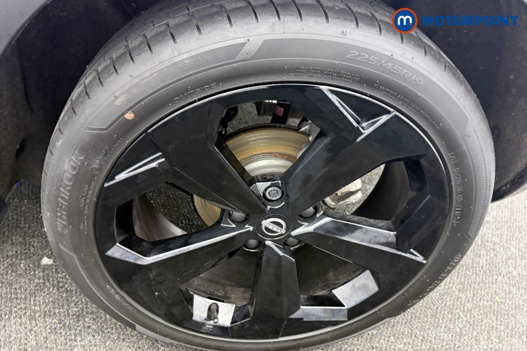 Nissan Juke Tekna Manual Petrol SUV - Stock Number (1612224) - 30th supplementary image