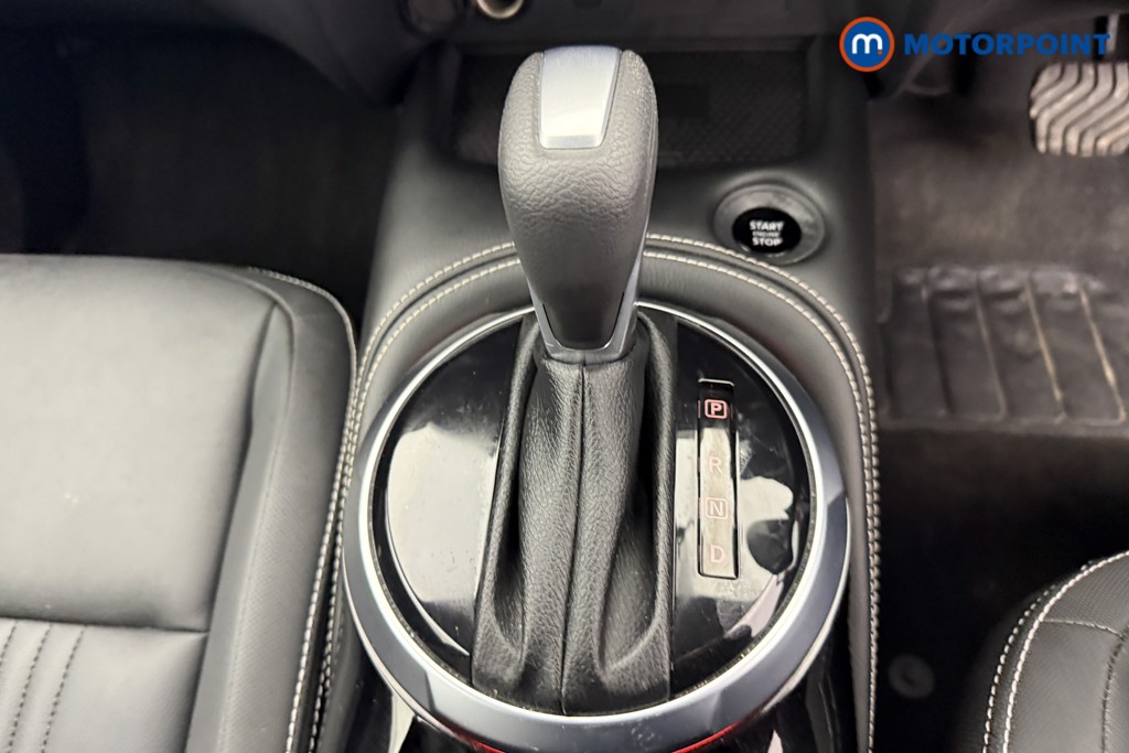 Nissan Juke Tekna Automatic Petrol SUV - Stock Number (1612234) - 11th supplementary image