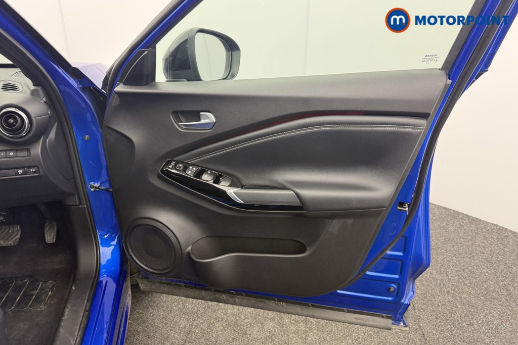 Nissan Juke Tekna Automatic Petrol SUV - Stock Number (1612234) - 16th supplementary image