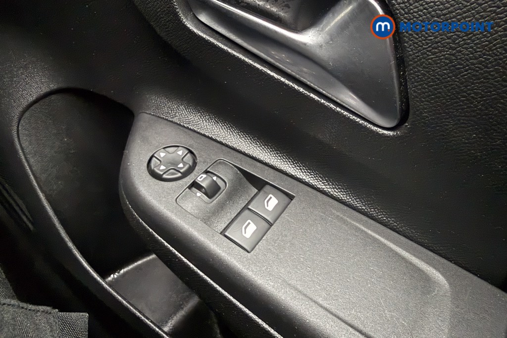 Vauxhall Corsa SE Manual Petrol Hatchback - Stock Number (1612385) - 15th supplementary image