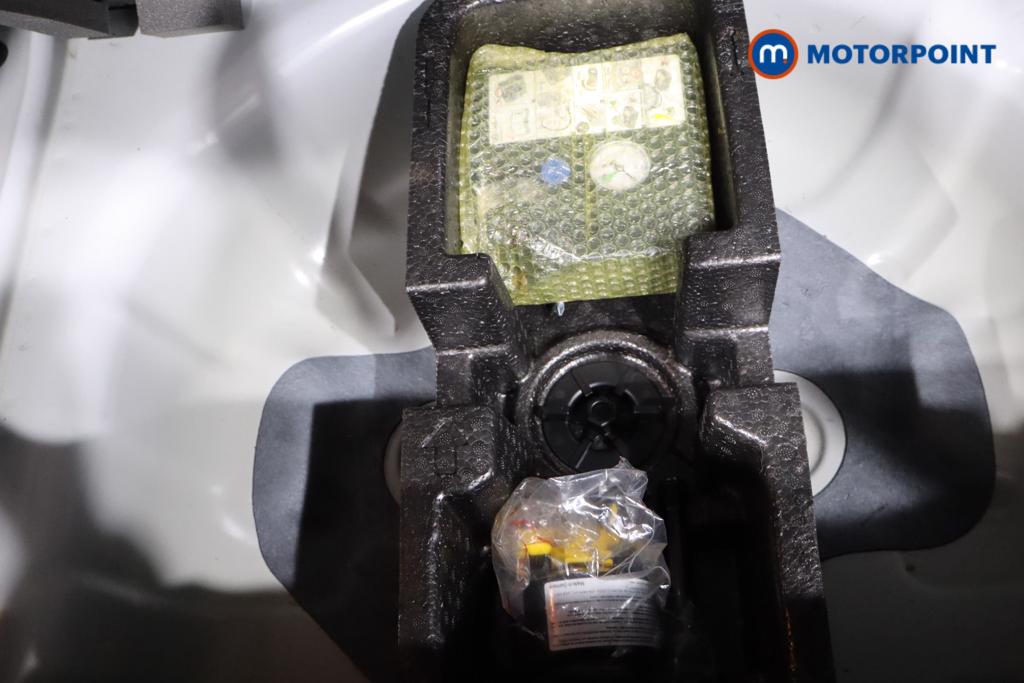 KIA Picanto Gt-Line S Manual Petrol Hatchback - Stock Number (1612626) - 27th supplementary image