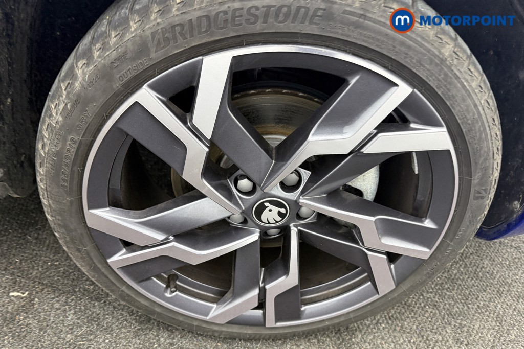 Skoda Karoq Sportline Edition Automatic Petrol SUV - Stock Number (1612818) - 35th supplementary image