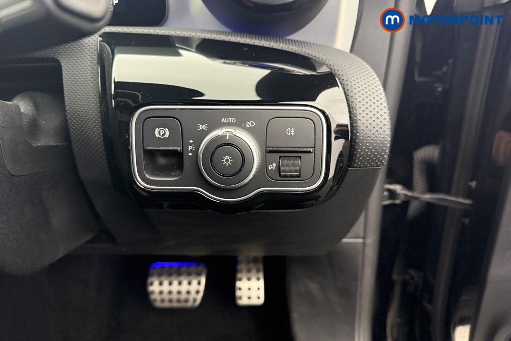 Mercedes-Benz CLA Amg Line Automatic Petrol Plug-In Hybrid Estate - Stock Number (1612956) - 14th supplementary image