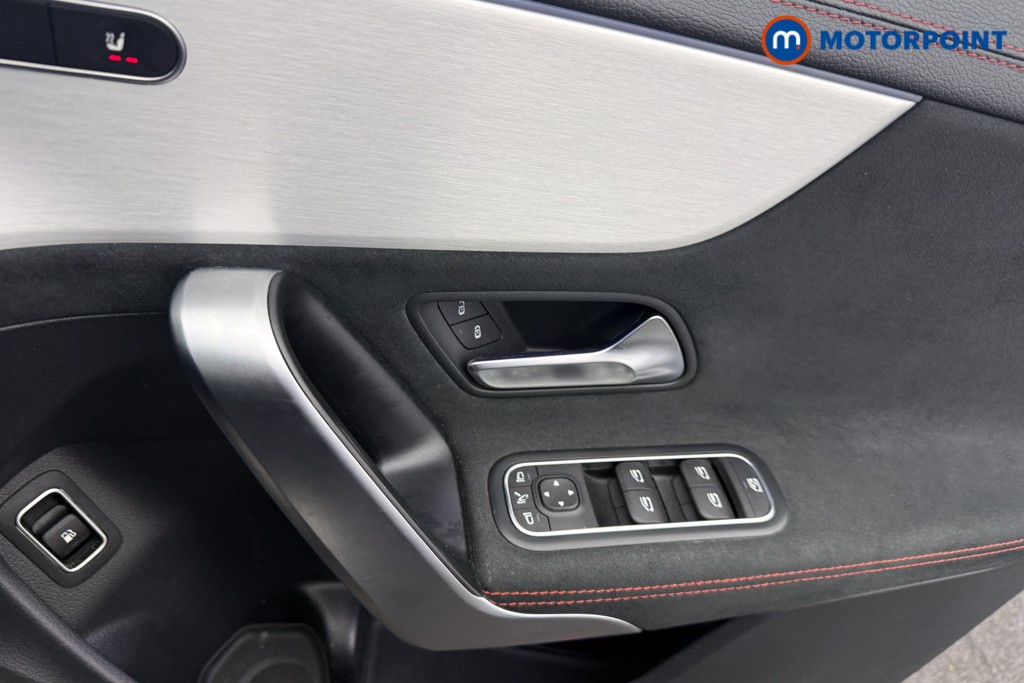 Mercedes-Benz CLA Amg Line Automatic Petrol Plug-In Hybrid Estate - Stock Number (1612956) - 16th supplementary image