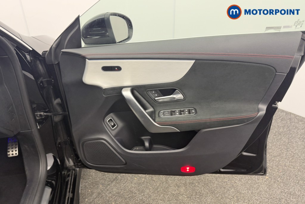 Mercedes-Benz CLA Amg Line Automatic Petrol Plug-In Hybrid Estate - Stock Number (1612956) - 17th supplementary image