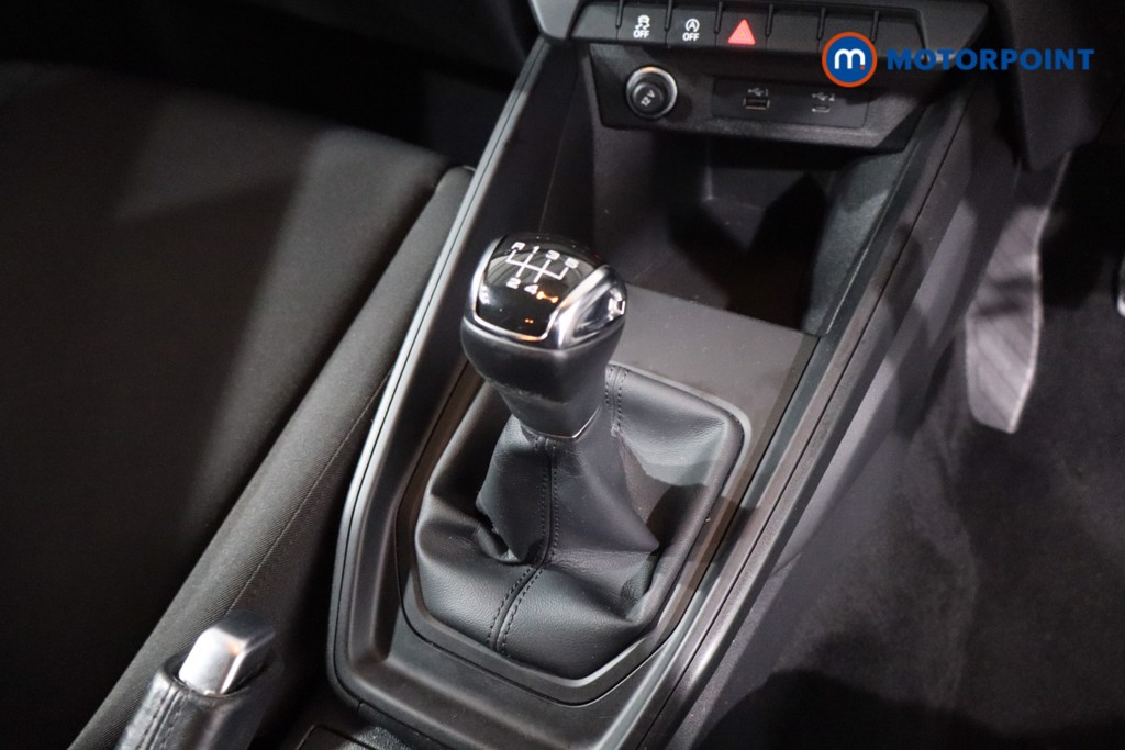 Audi A1 Technik Manual Petrol Hatchback - Stock Number (1613381) - 18th supplementary image