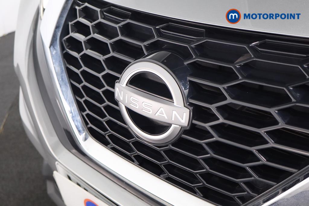 Nissan Juke Acenta Premium Manual Petrol SUV - Stock Number (1613411) - 16th supplementary image