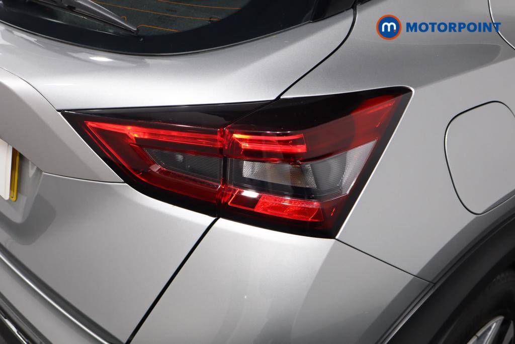 Nissan Juke Acenta Premium Manual Petrol SUV - Stock Number (1613411) - 21st supplementary image