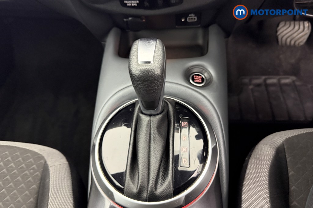 Nissan Juke N-Connecta Automatic Petrol SUV - Stock Number (1592008) - 12th supplementary image