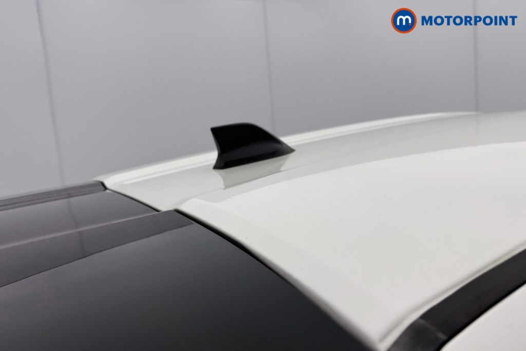 Nissan Juke N-Connecta Automatic Petrol SUV - Stock Number (1592008) - 19th supplementary image