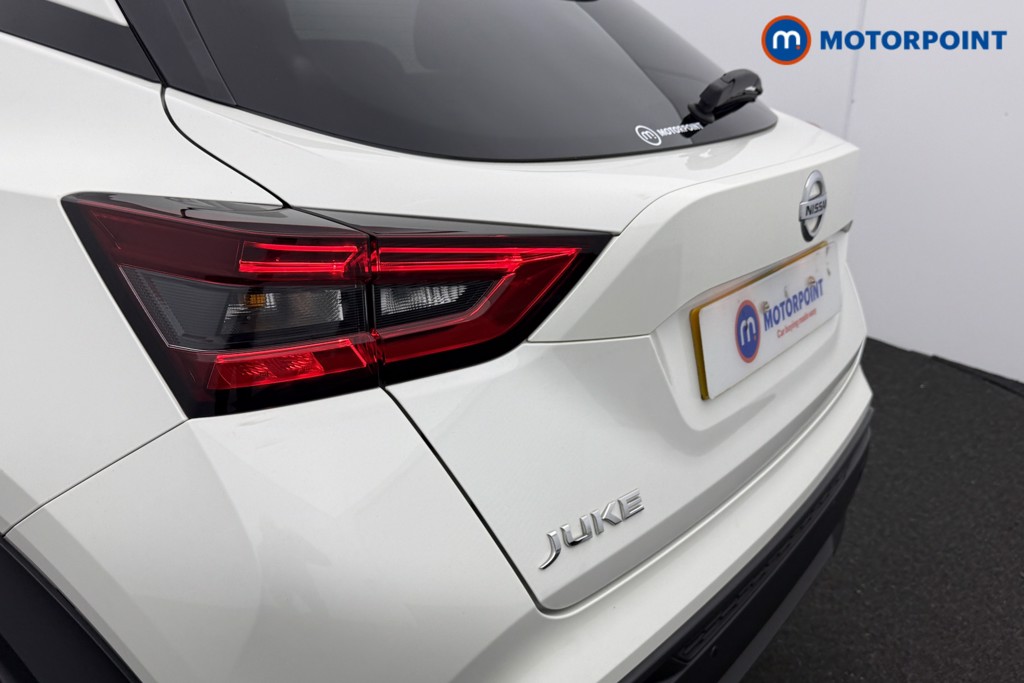 Nissan Juke N-Connecta Automatic Petrol SUV - Stock Number (1592008) - 26th supplementary image