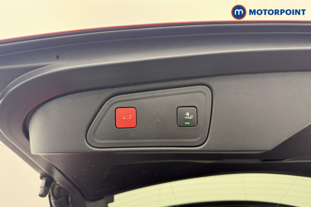 Peugeot 3008 Gt Premium Automatic Petrol SUV - Stock Number (1594750) - 23rd supplementary image