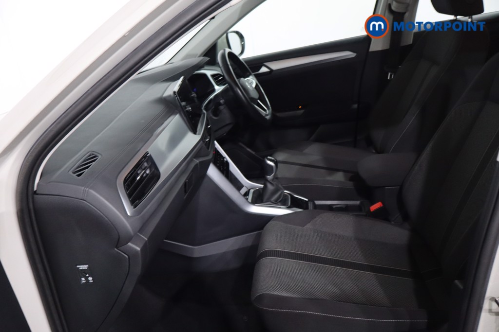 Volkswagen T-Roc Life Manual Petrol SUV - Stock Number (1596471) - 4th supplementary image