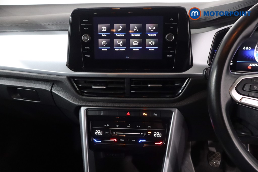 Volkswagen T-Roc Life Manual Petrol SUV - Stock Number (1596471) - 15th supplementary image
