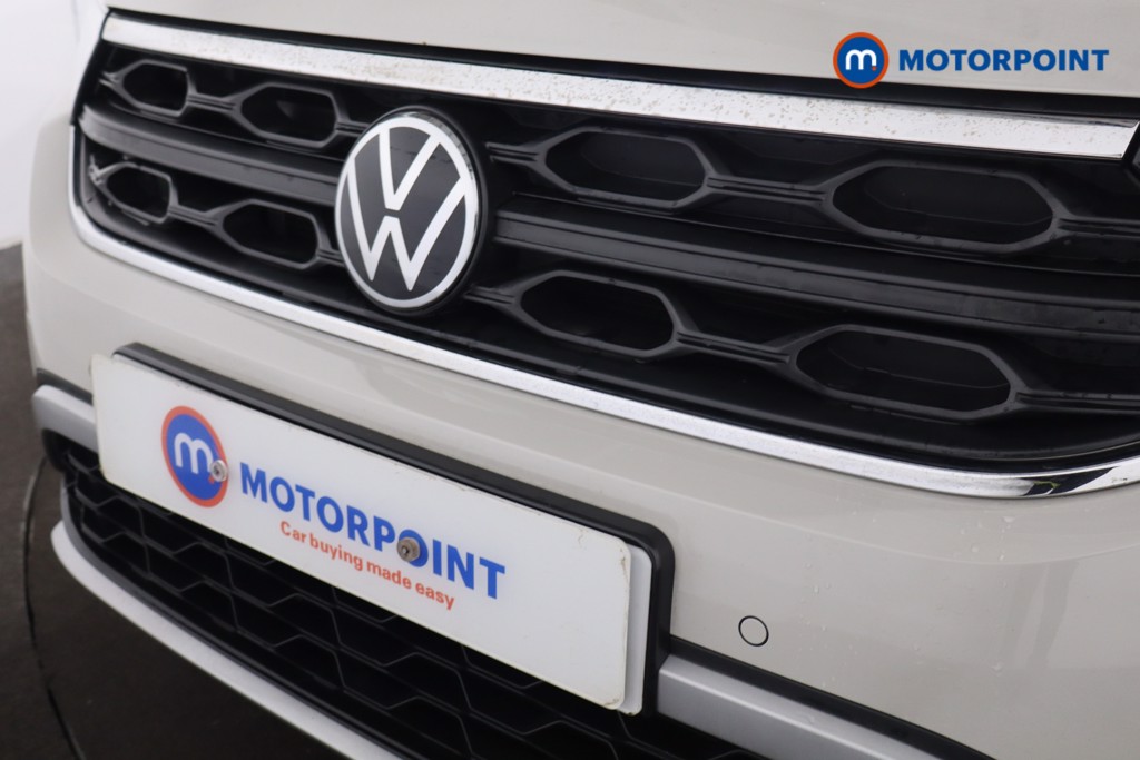 Volkswagen T-Roc Life Manual Petrol SUV - Stock Number (1596471) - 24th supplementary image