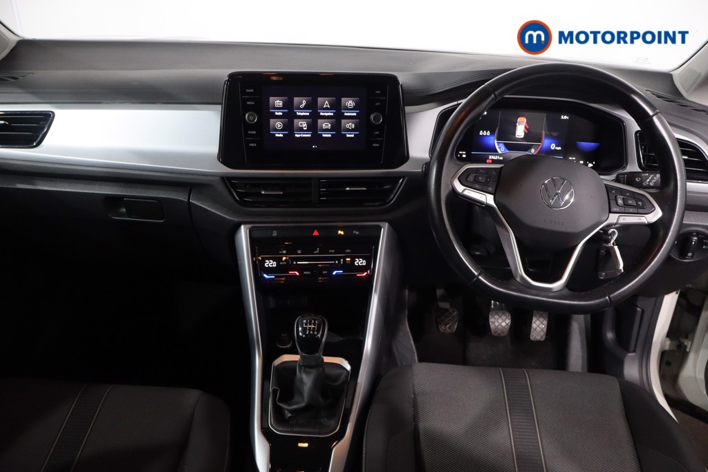 Volkswagen T-Roc Life Manual Petrol SUV - Stock Number (1596471) - 1st supplementary image