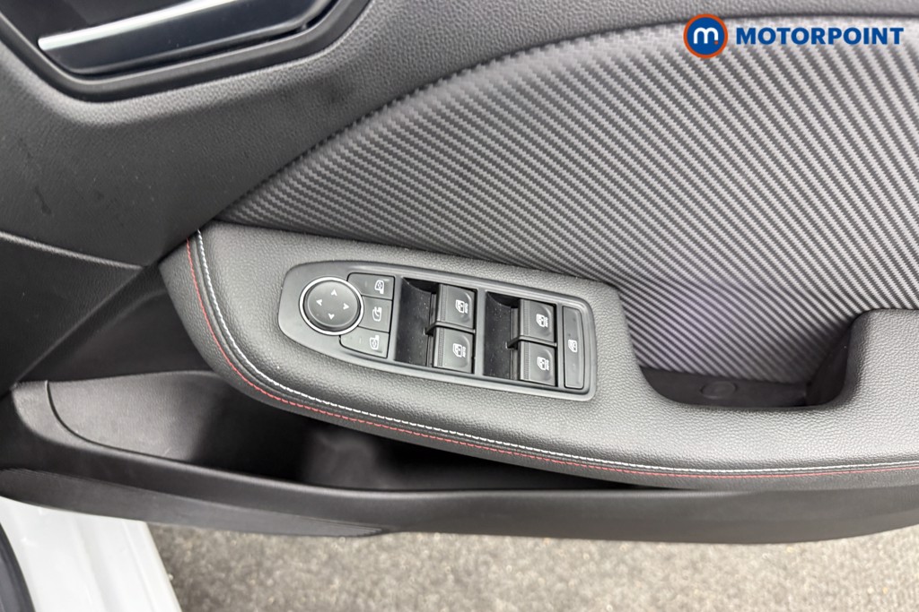 Renault Clio Rs Line Automatic Petrol-Electric Hybrid Hatchback - Stock Number (1596942) - 15th supplementary image