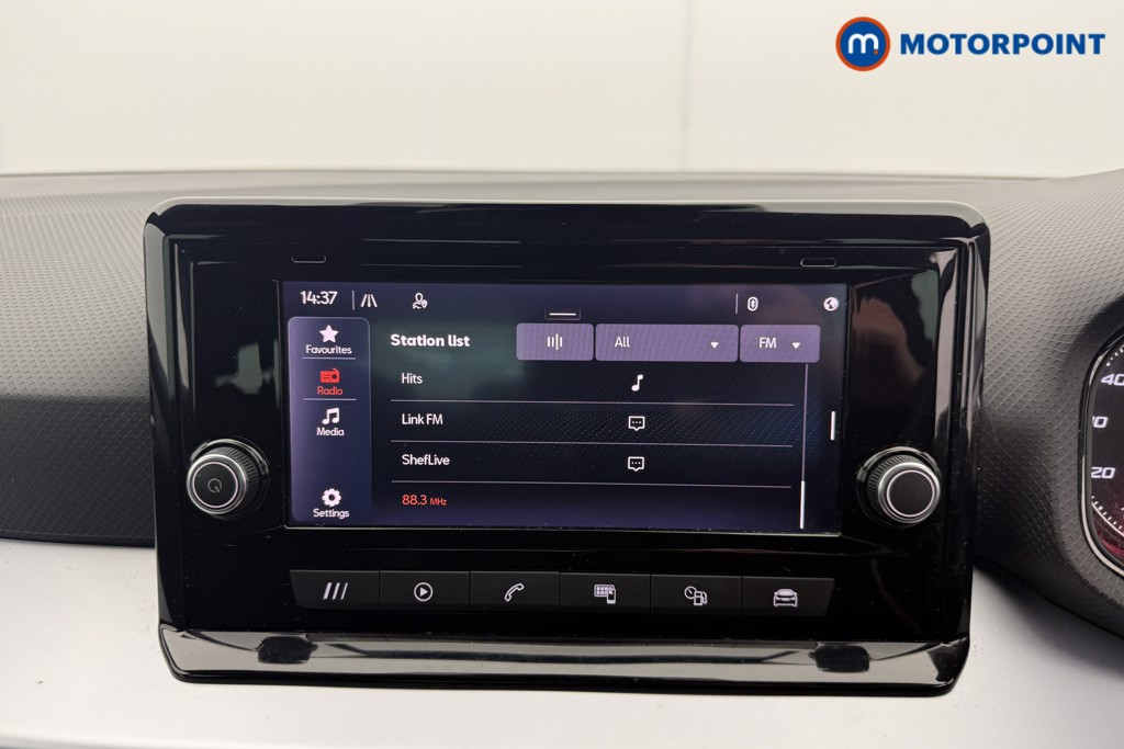 Seat Arona Fr Edition Automatic Petrol SUV - Stock Number (1597105) - 6th supplementary image