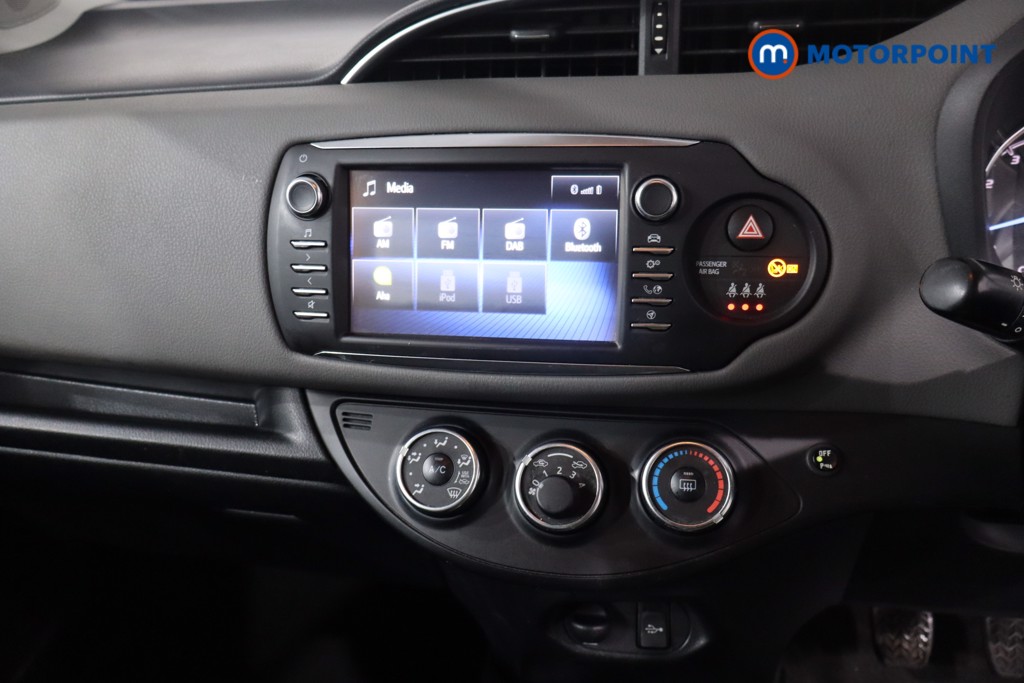 Toyota Yaris Icon Tech Manual Petrol Hatchback - Stock Number (1598341) - 15th supplementary image