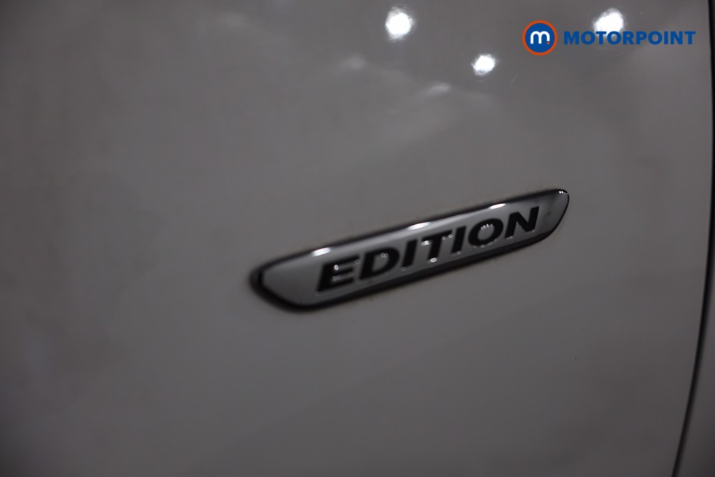 Mercedes-Benz A Class Amg Line Executive Edition Automatic Petrol Plug-In Hybrid Hatchback - Stock Number (1601404) - 35th supplementary image