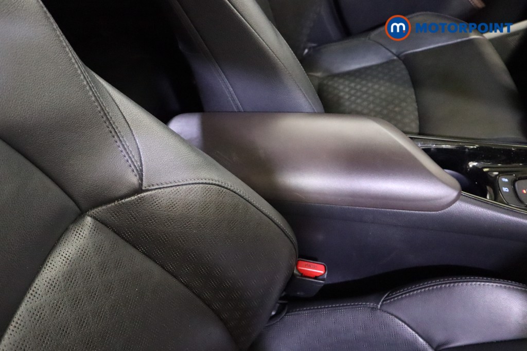 Toyota C-Hr Excel Manual Petrol SUV - Stock Number (1603154) - 30th supplementary image