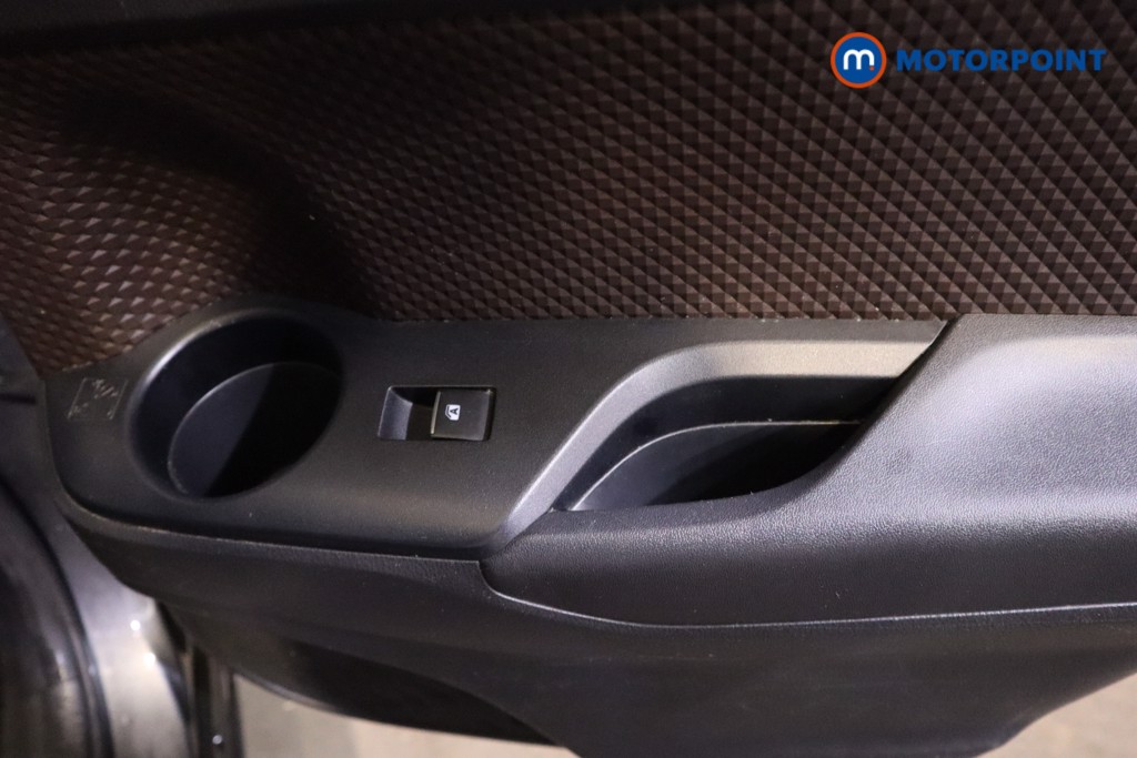 Toyota C-Hr Excel Manual Petrol SUV - Stock Number (1603154) - 32nd supplementary image