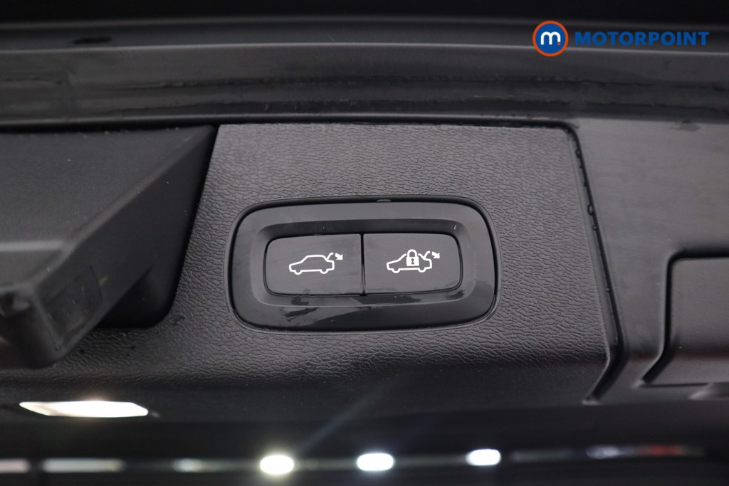 Volvo Xc60 Plus Automatic Petrol SUV - Stock Number (1603262) - 19th supplementary image