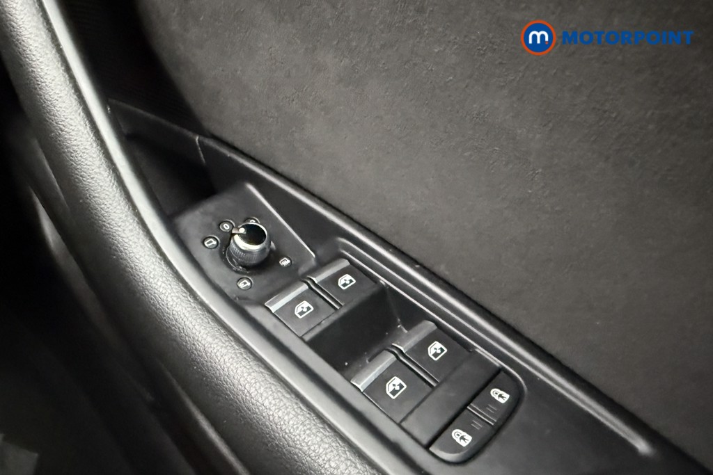 Audi A4 Sport Edition Manual Petrol Saloon - Stock Number (1603546) - 17th supplementary image