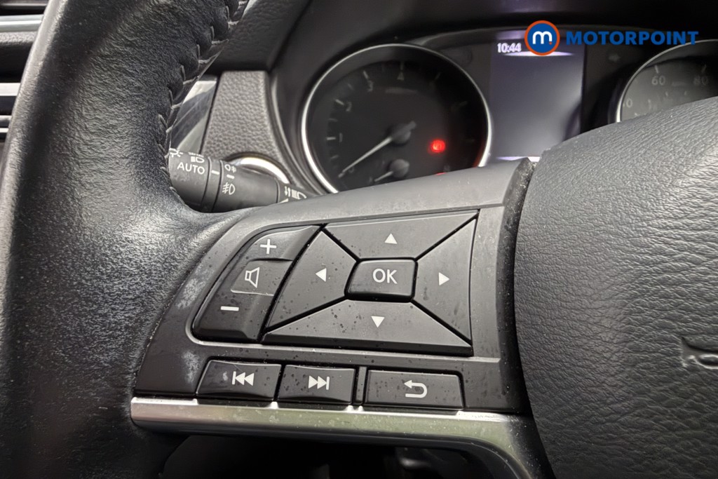 Nissan Qashqai N-Connecta Manual Petrol SUV - Stock Number (1605067) - 14th supplementary image