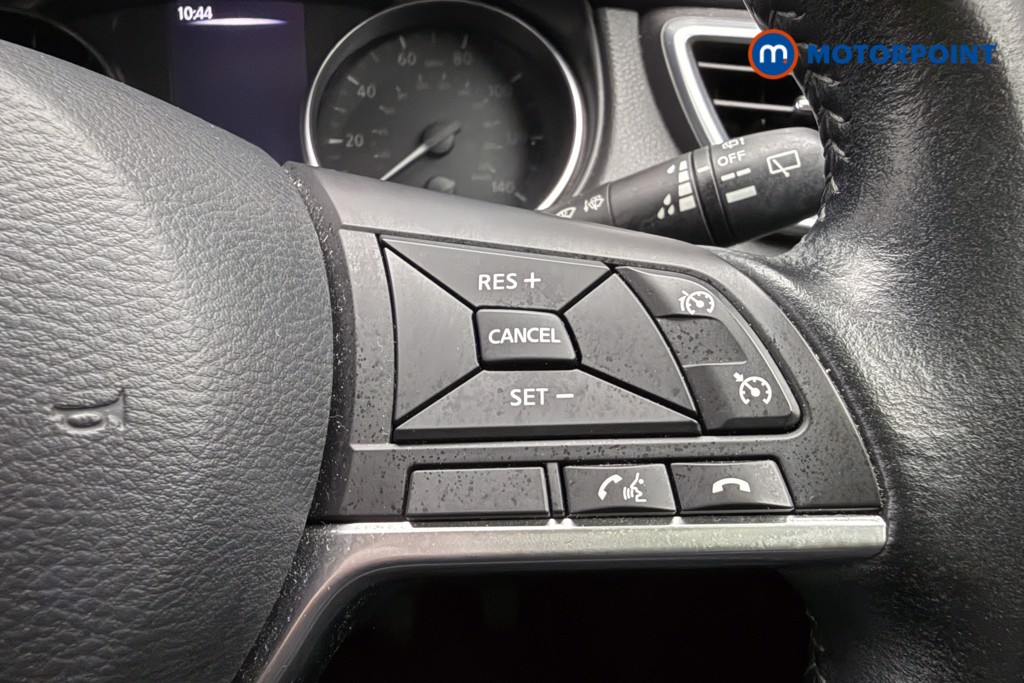 Nissan Qashqai N-Connecta Manual Petrol SUV - Stock Number (1605067) - 15th supplementary image