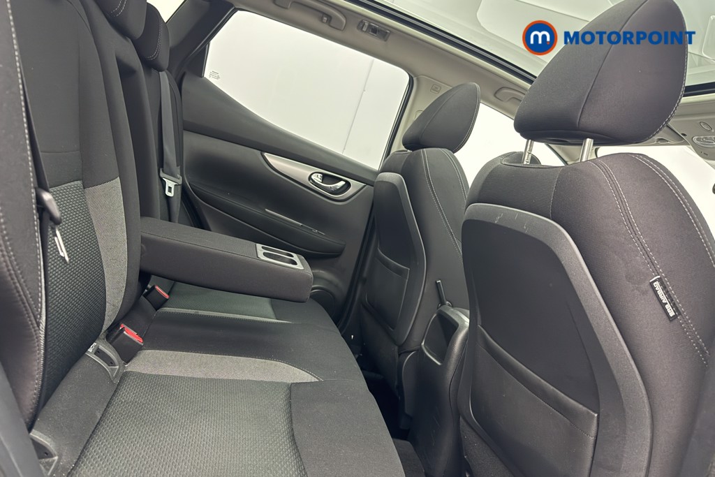 Nissan Qashqai N-Connecta Manual Petrol SUV - Stock Number (1605067) - 20th supplementary image